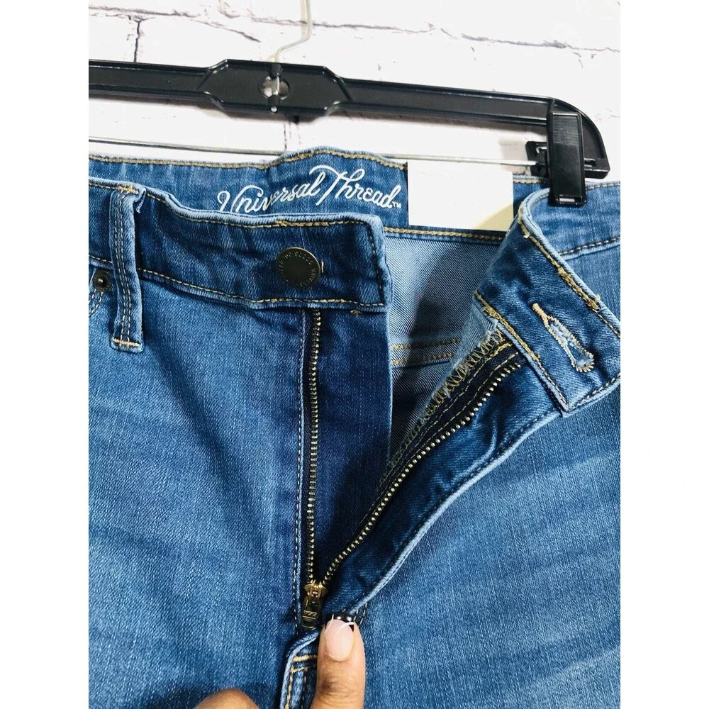 Universal Thread Women High-Rise Jegging Smooths & Sculpts Blue Jeans Size 12/31